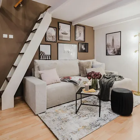 Elegant Loft Apartment In Lesser Town Near National Theatre By Easybnb Premium