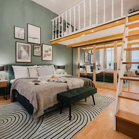 Elegant Loft Apartment In Lesser Town Near National Theatre By Easybnb Premium Apartment *