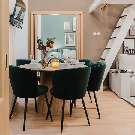 Apartment Elegant Loft Apartment In Lesser Town Near National Theatre By Easybnb Premium